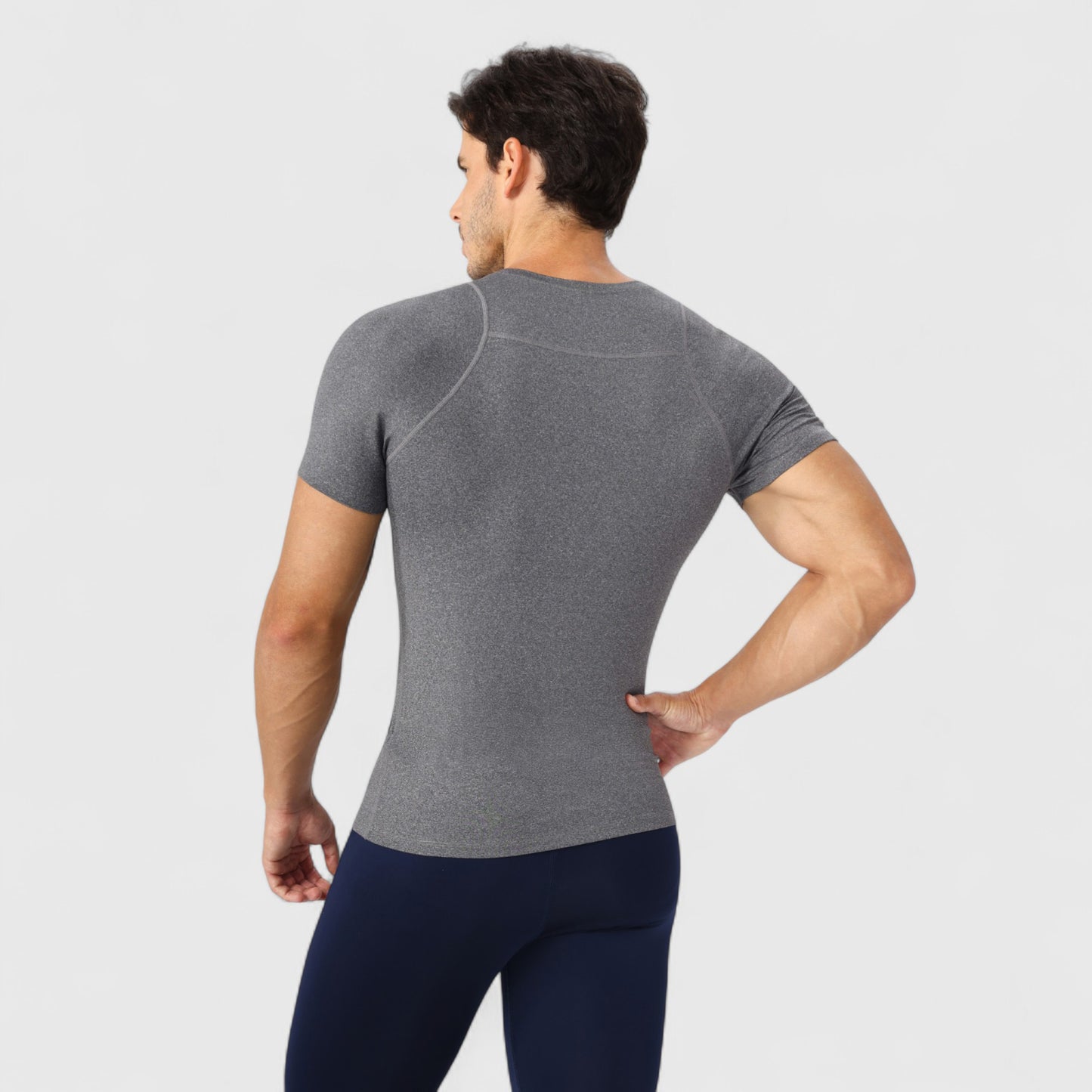 Men's Fitted Short Sleeve Performance T-Shirt with Stretch Fabric and Moisture-Wicking Comfort