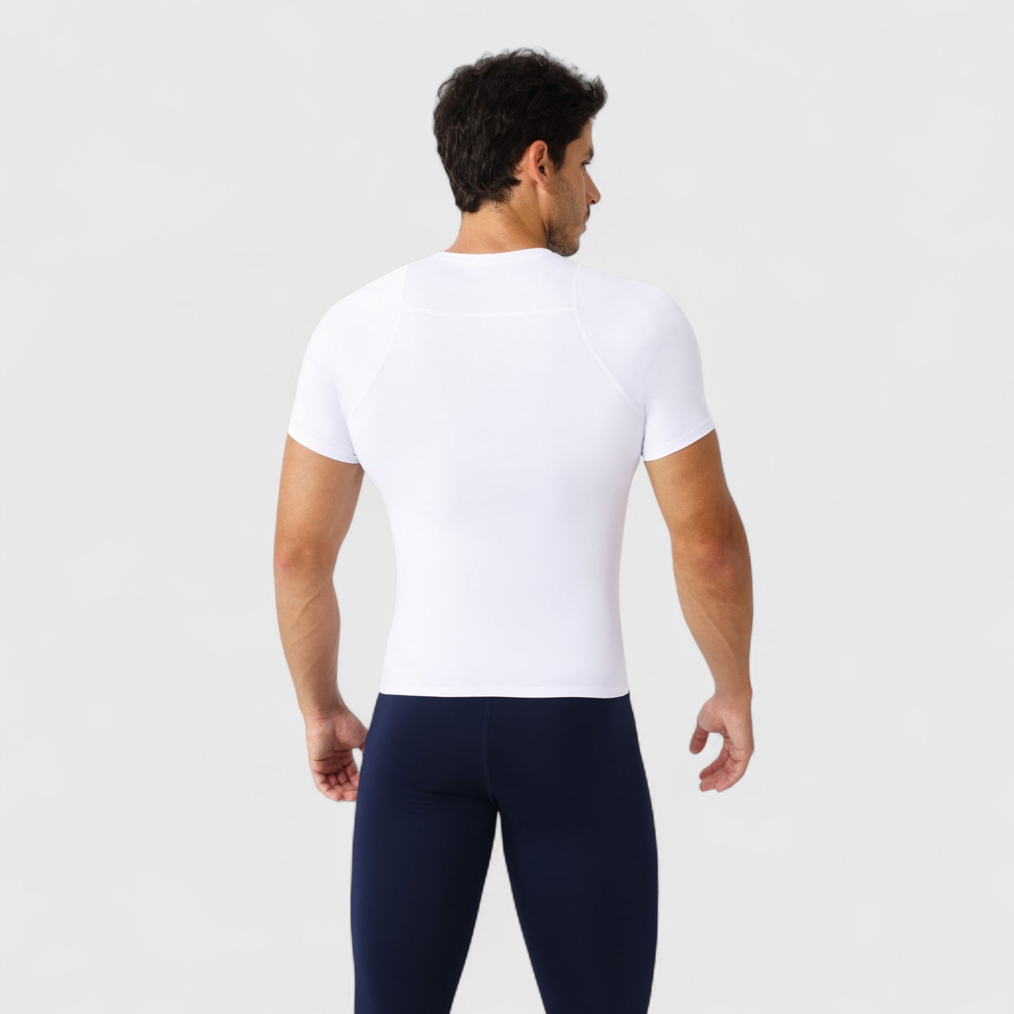 Men's Fitted Short Sleeve Performance T-Shirt with Stretch Fabric and Moisture-Wicking Comfort