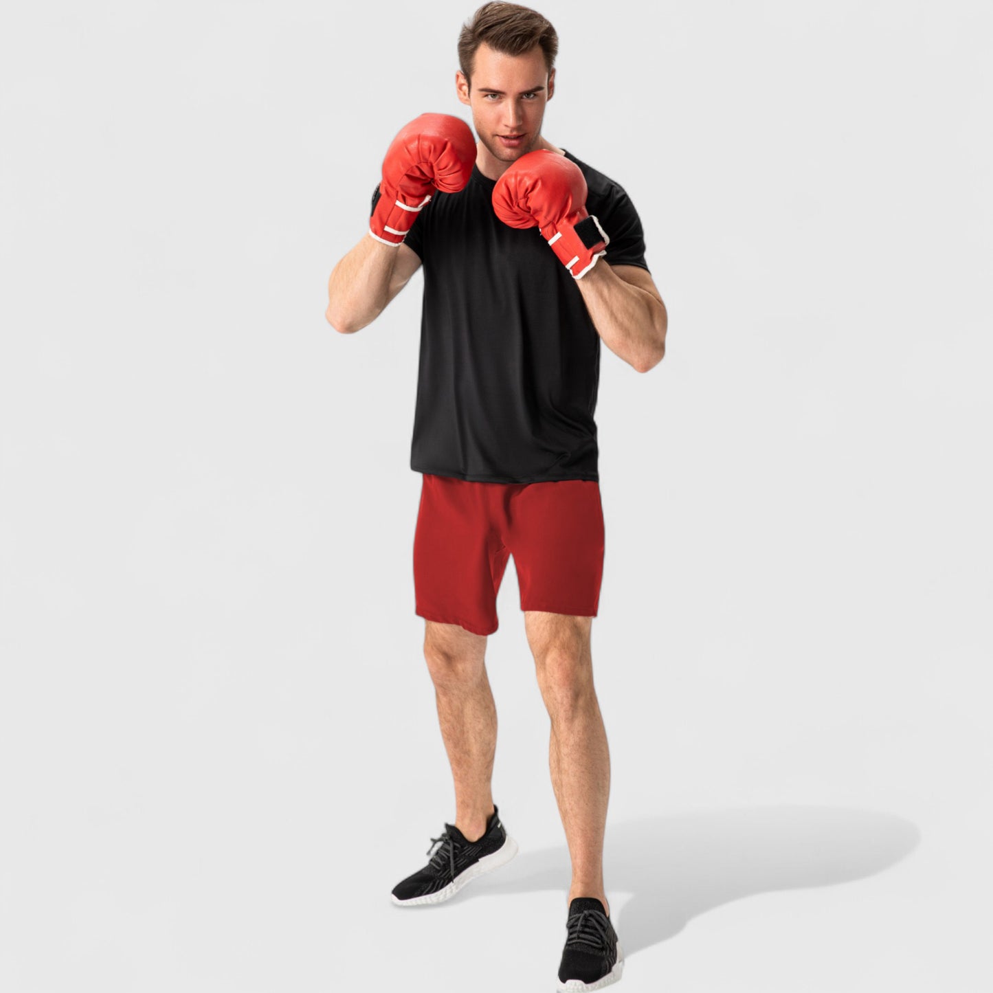 Men's Elastic Waist Athletic Shorts with Above-Knee Length and Relaxed Fit Design