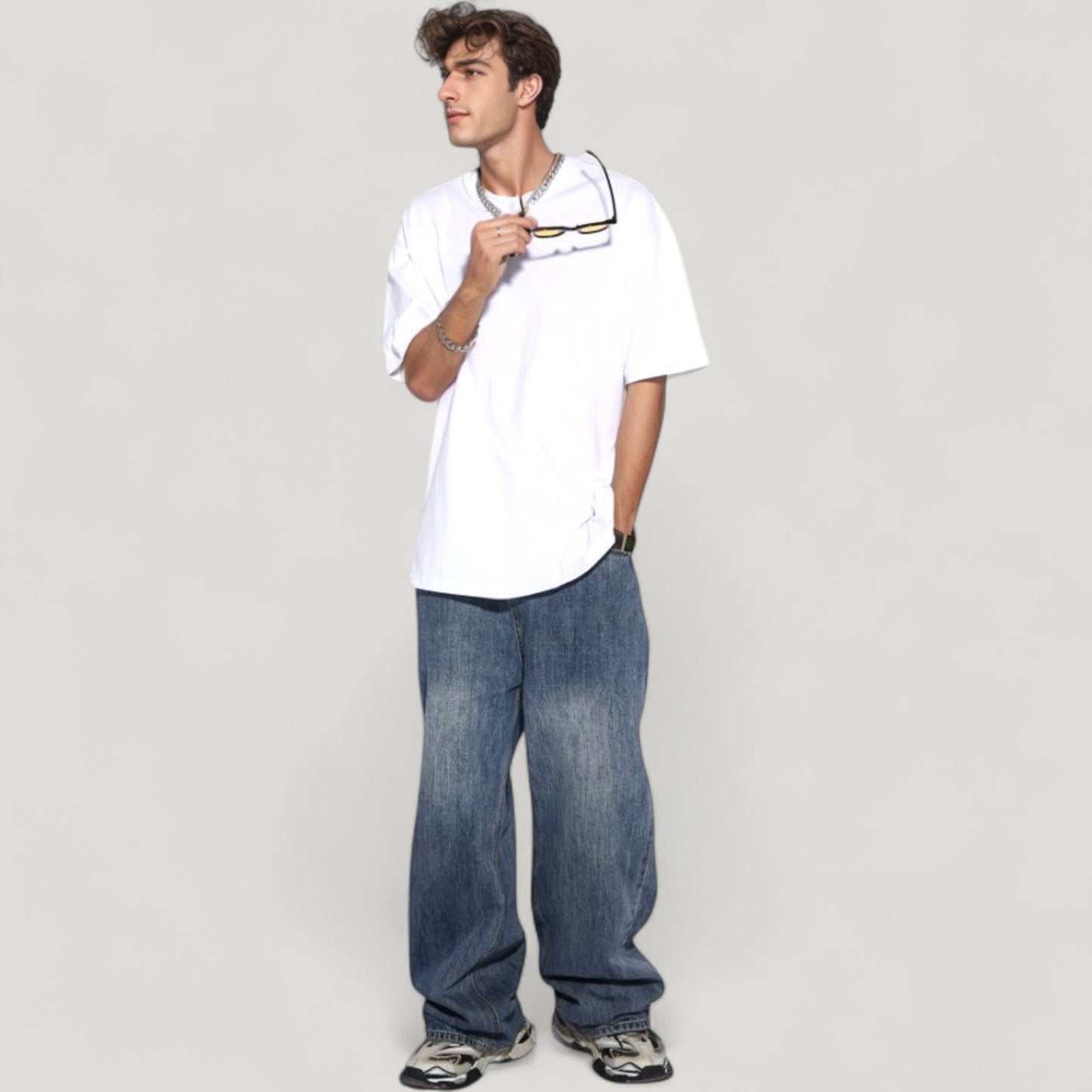 Men's Classic Short Sleeve Crew Neck T-Shirt with Relaxed Fit and Timeless Style
