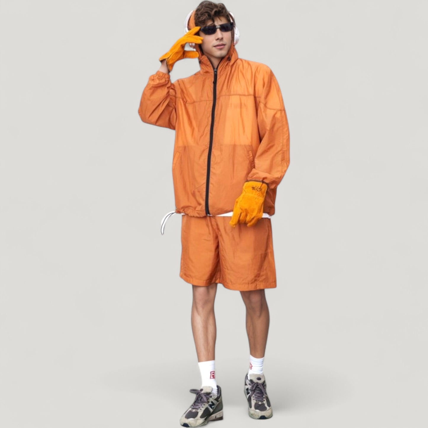 Men's Hooded Zip-Up Sun Protection Jacket with Lightweight Design and Relaxed Fit