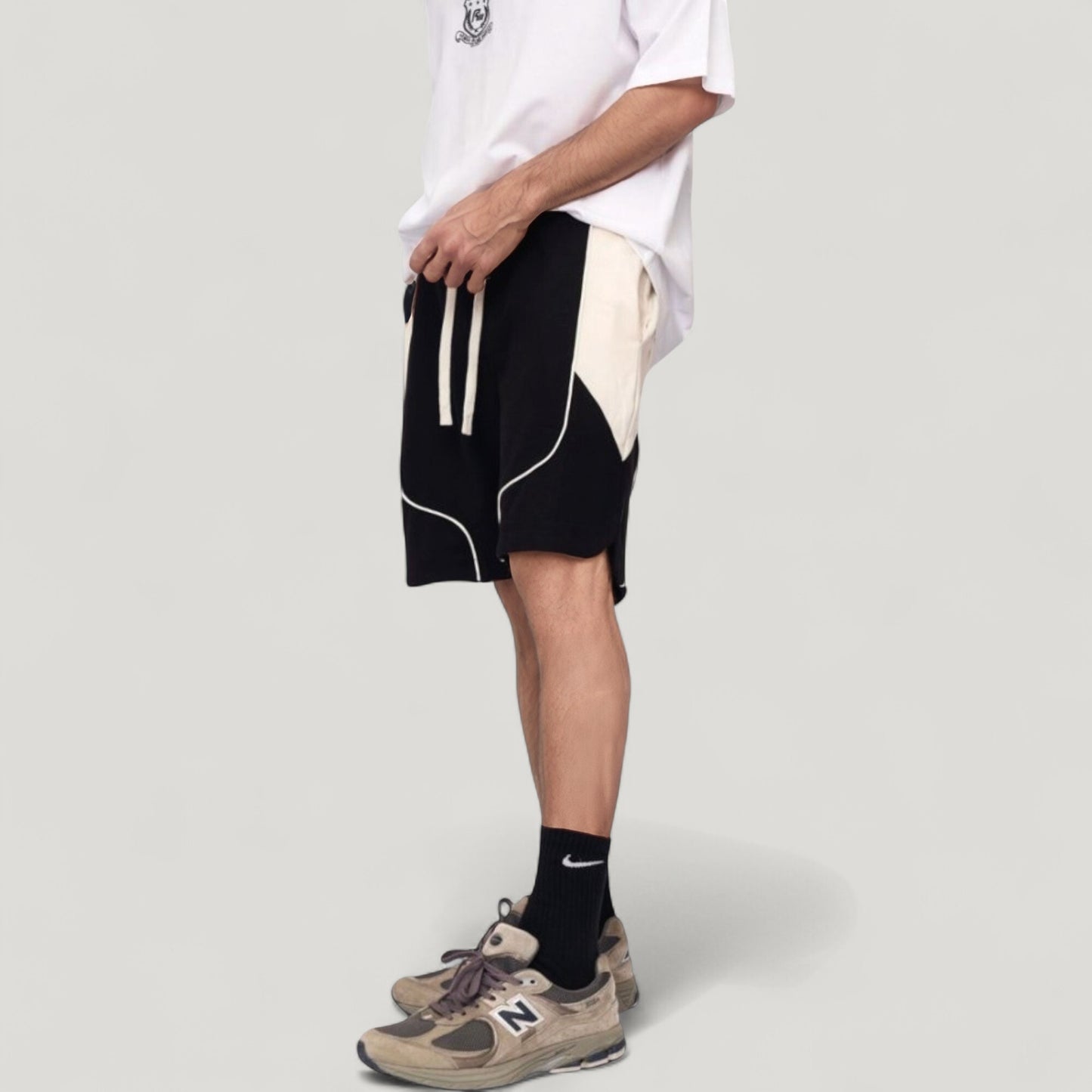 Men's Colorblock Drawstring Waist Relaxed Fit Casual Shorts with Side Pockets