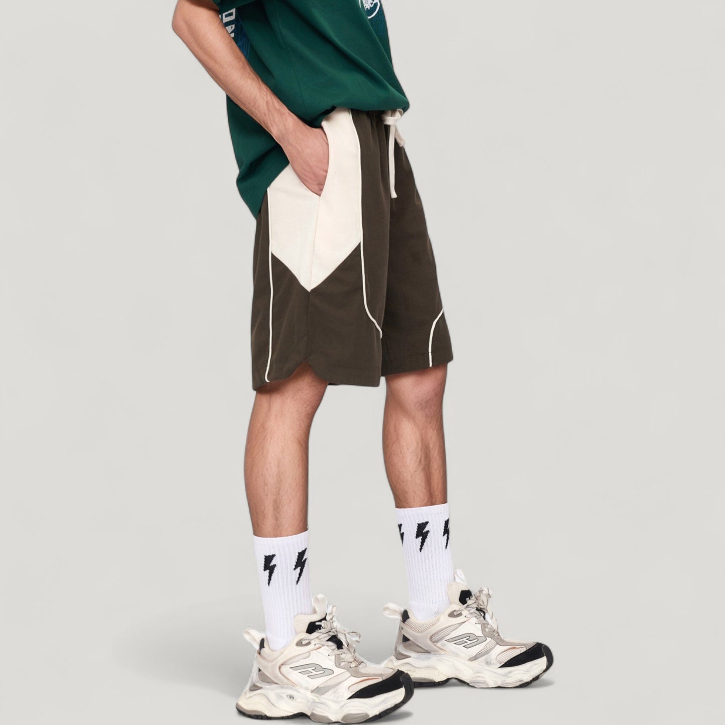 Men's Colorblock Drawstring Waist Relaxed Fit Casual Shorts with Side Pockets