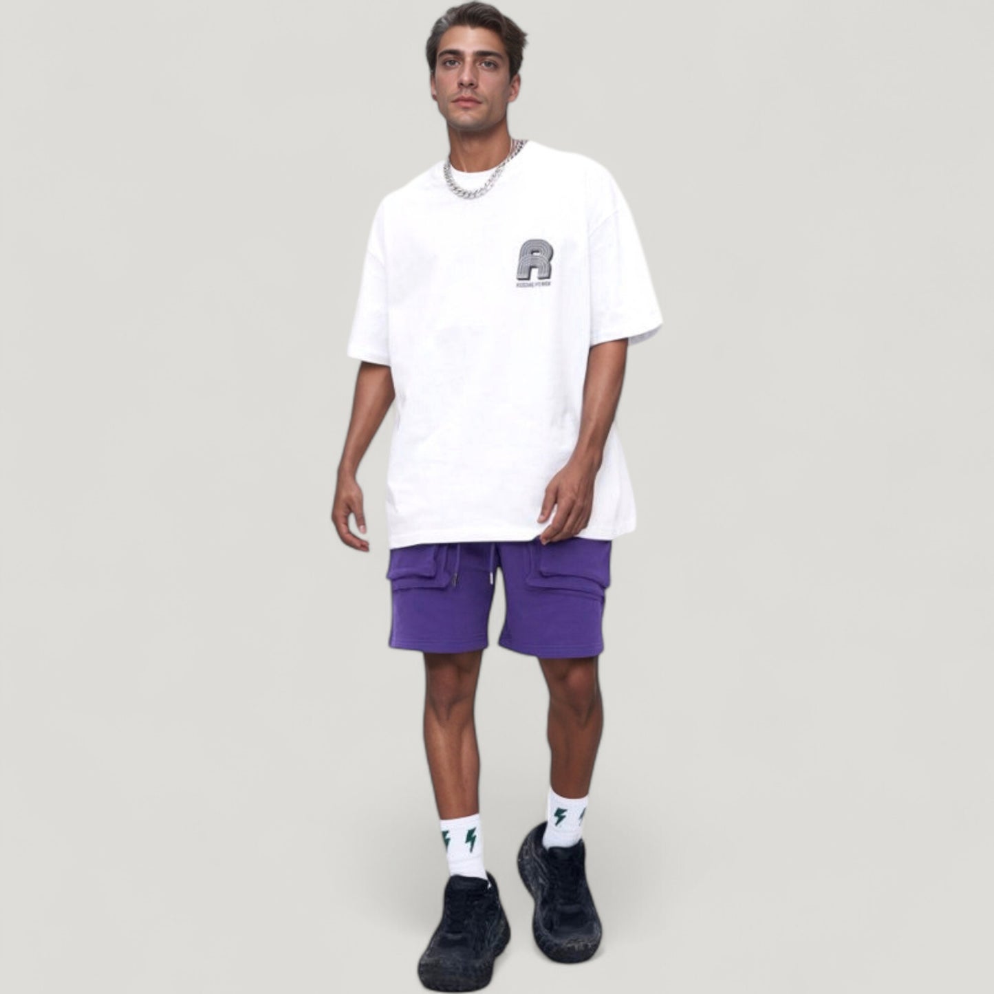 Men's Multi-Pocket Drawstring Waist Relaxed Fit Casual Cargo Shorts with Zipper Details
