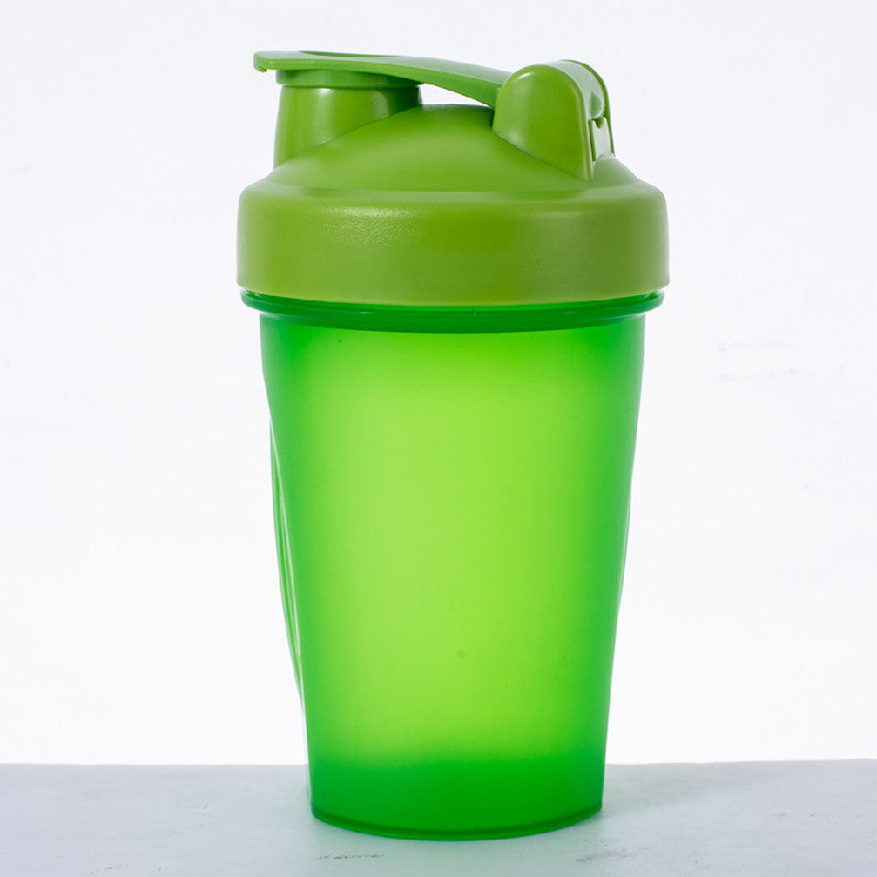 Spill-proof Shaker Cup