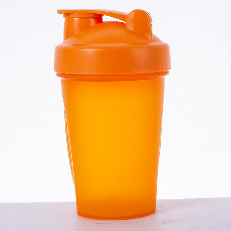 Spill-proof Shaker Cup