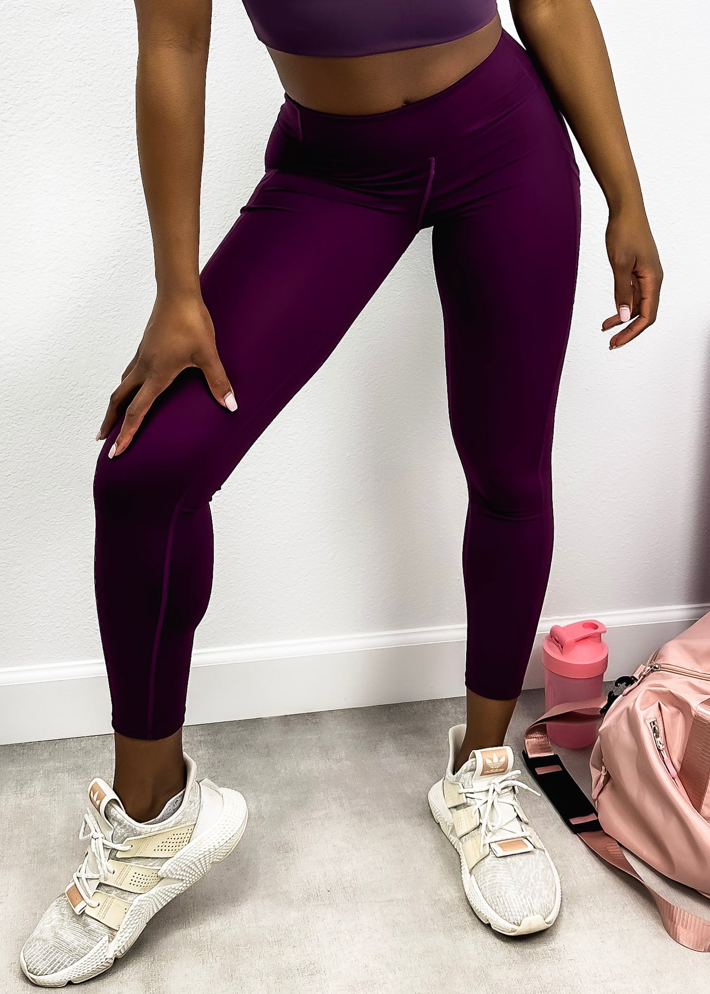 Mid-Rise Elevated Seaming Leggings
