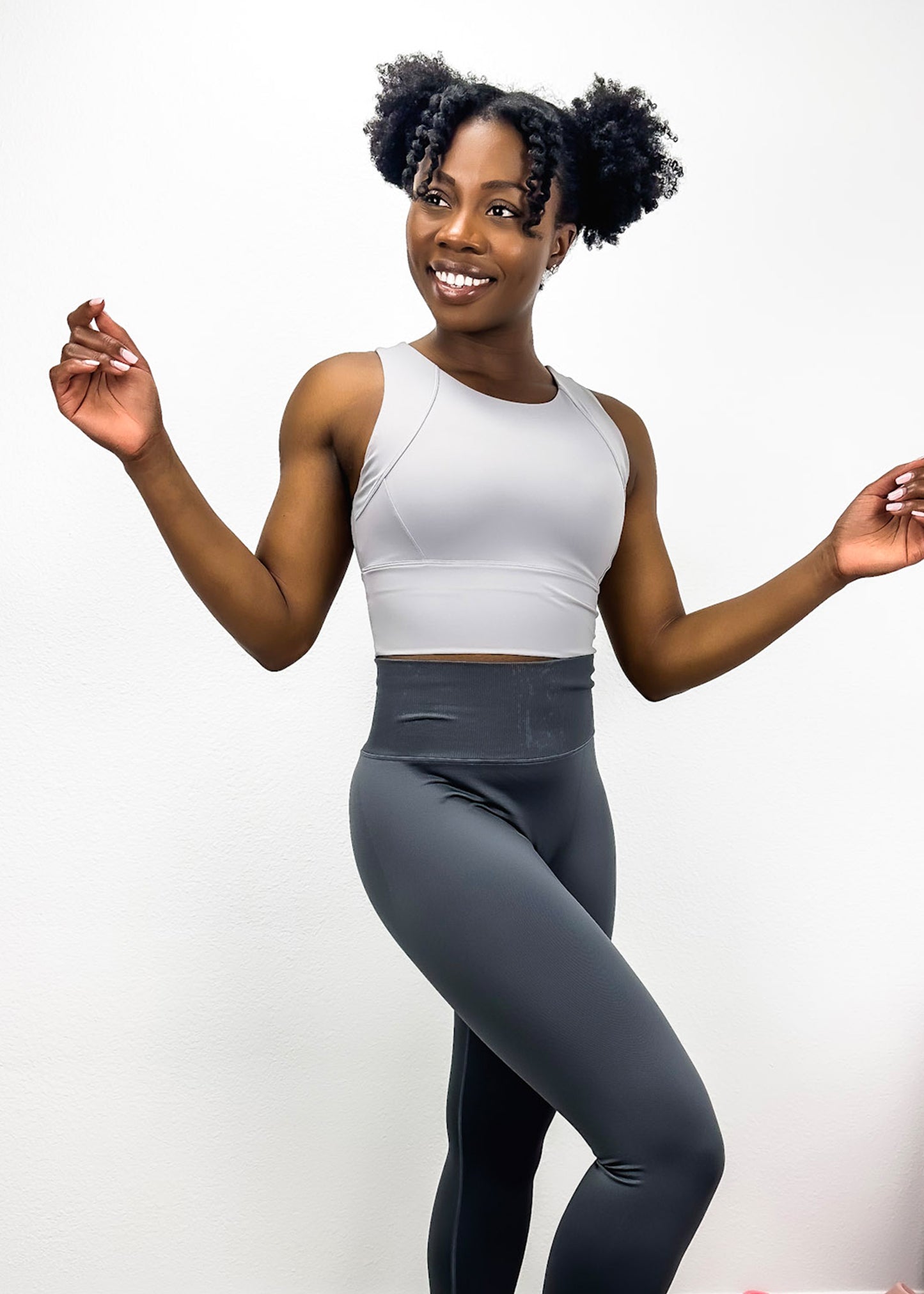 Sleeveless Cropped Tank Top