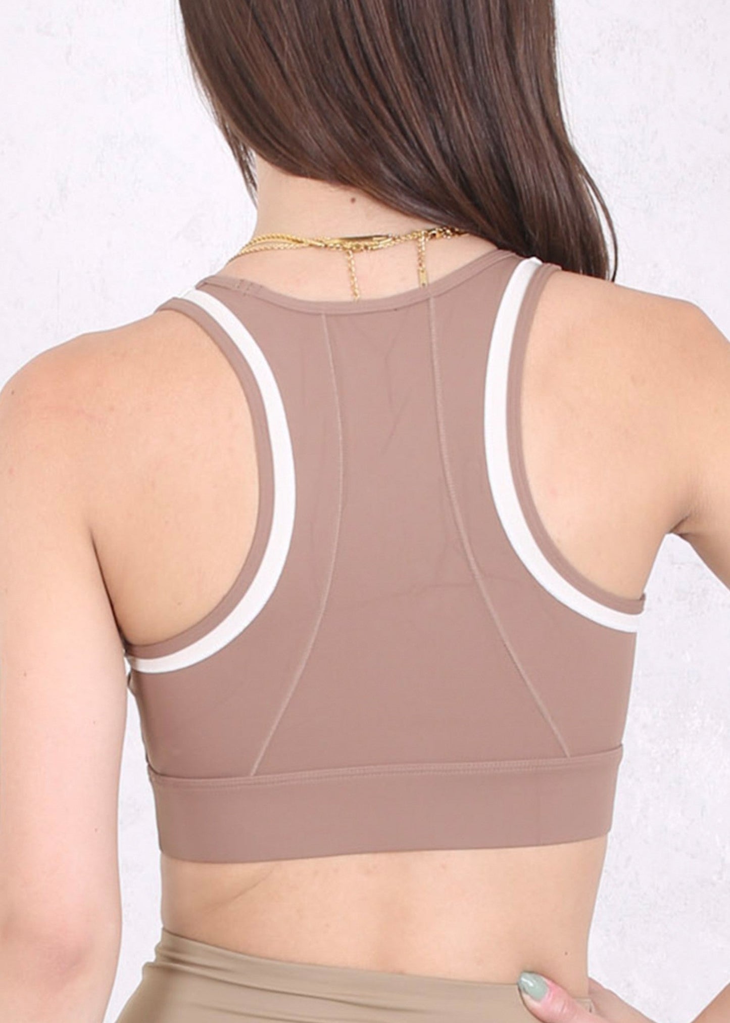 Scoop Neck Contrast Sports Bra