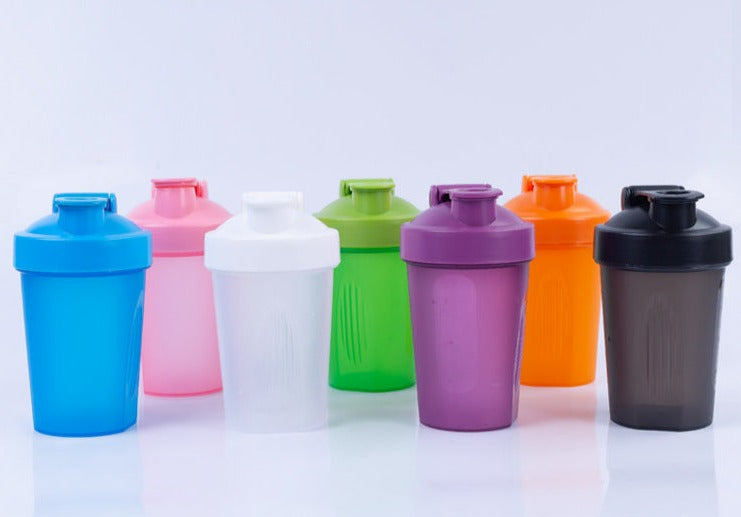 Spill-proof Shaker Cup