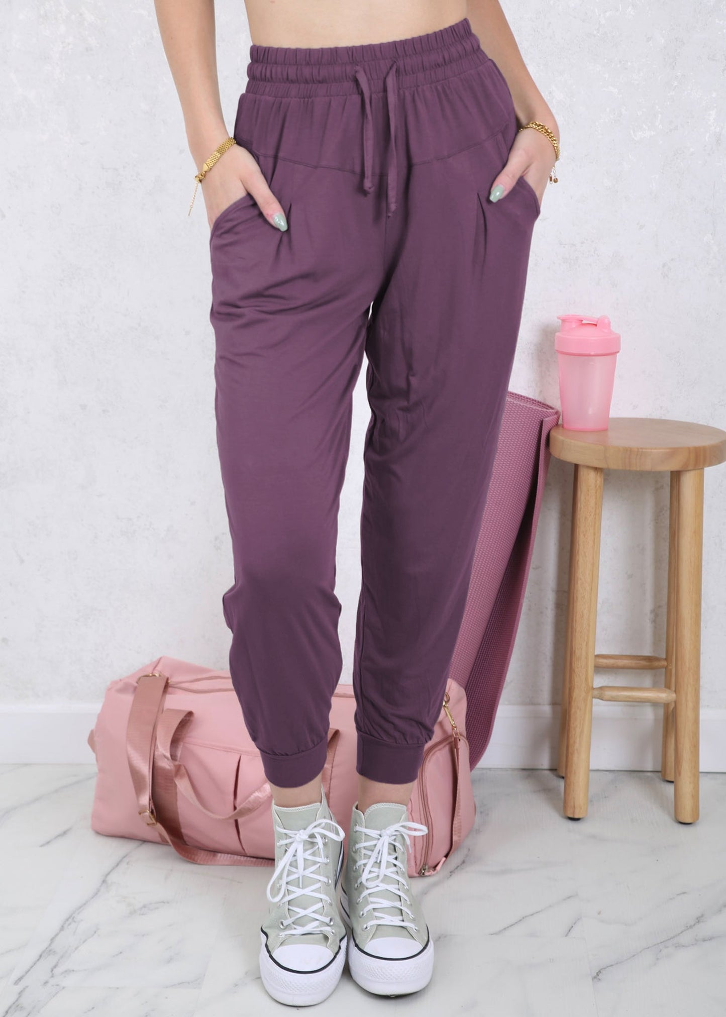 Drawstring Waist Pleated Detail Jogger