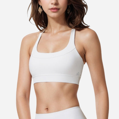 Active Women's Seamless Ribbed Sports Bra with Scoop Neck and Wide Straps