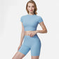 Active Women's Short Sleeve Ribbed Crop Top with Crew Neck and Stretch Fabric