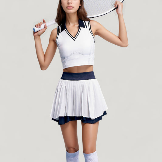 Sleeveless Cropped Tennis Top with Contrast Collar and V-Neckline