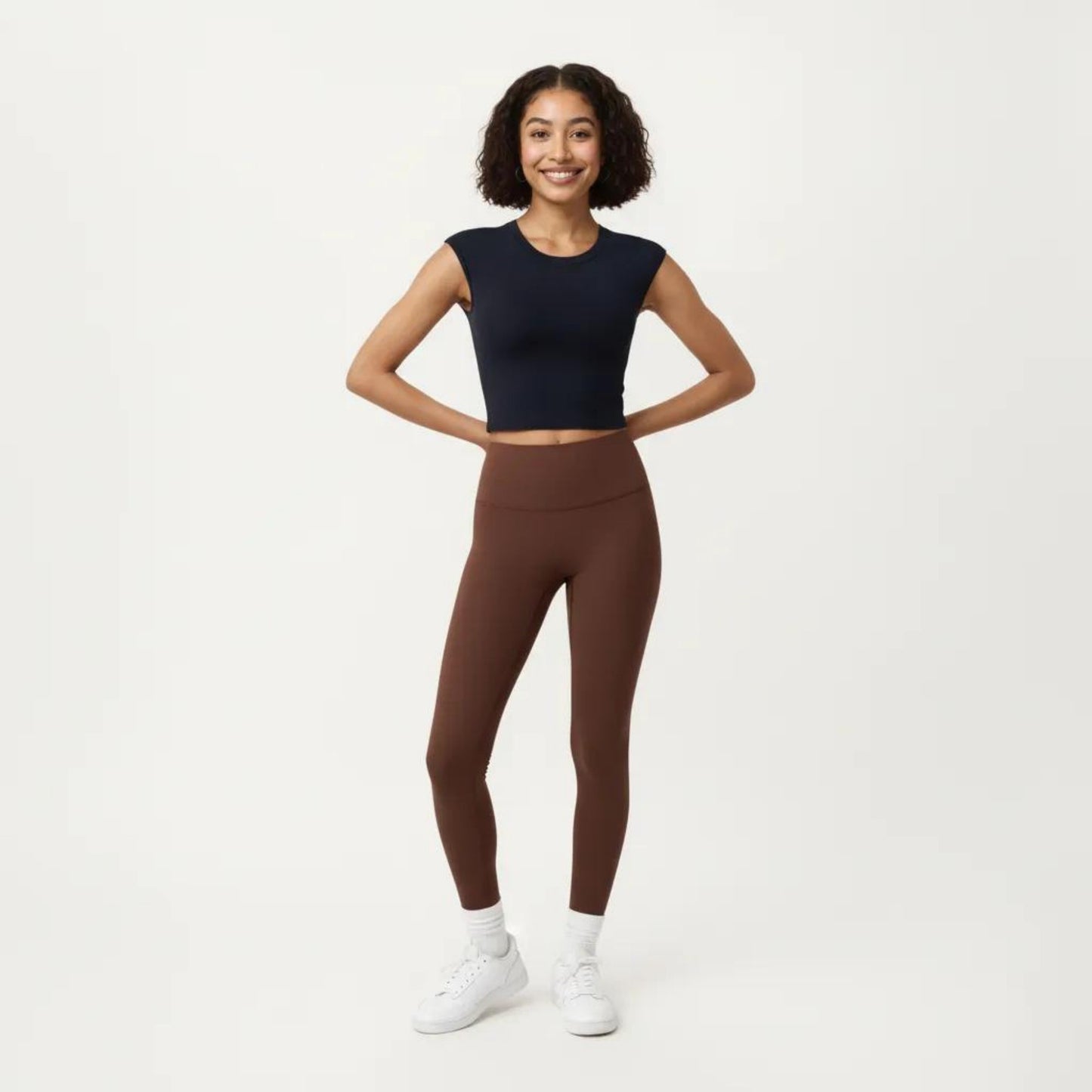 Sleeveless Cropped Fitted Active Tank Top with Smooth Stretch Fabric and Crew Neckline