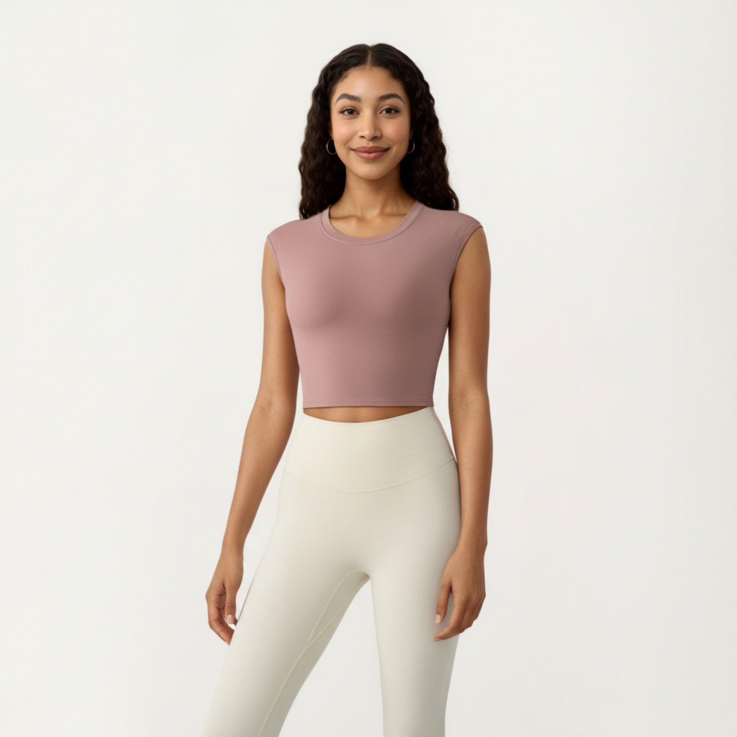 Sleeveless Cropped Fitted Active Tank Top with Smooth Stretch Fabric and Crew Neckline