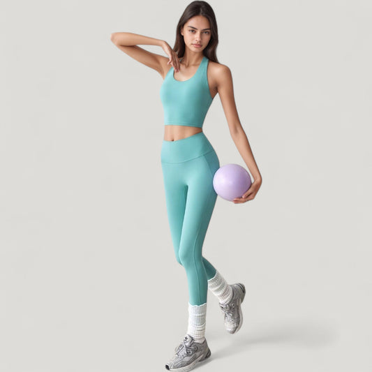 Halter Neck Athletic Crop Top with Cross Back Detail and Stretch Fabric