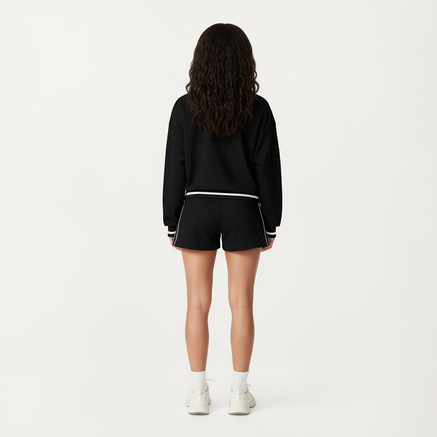 Long Sleeve Crew Neck Pullover Sweatshirt with Contrast Trim Ribbed Hem and Relaxed Fit