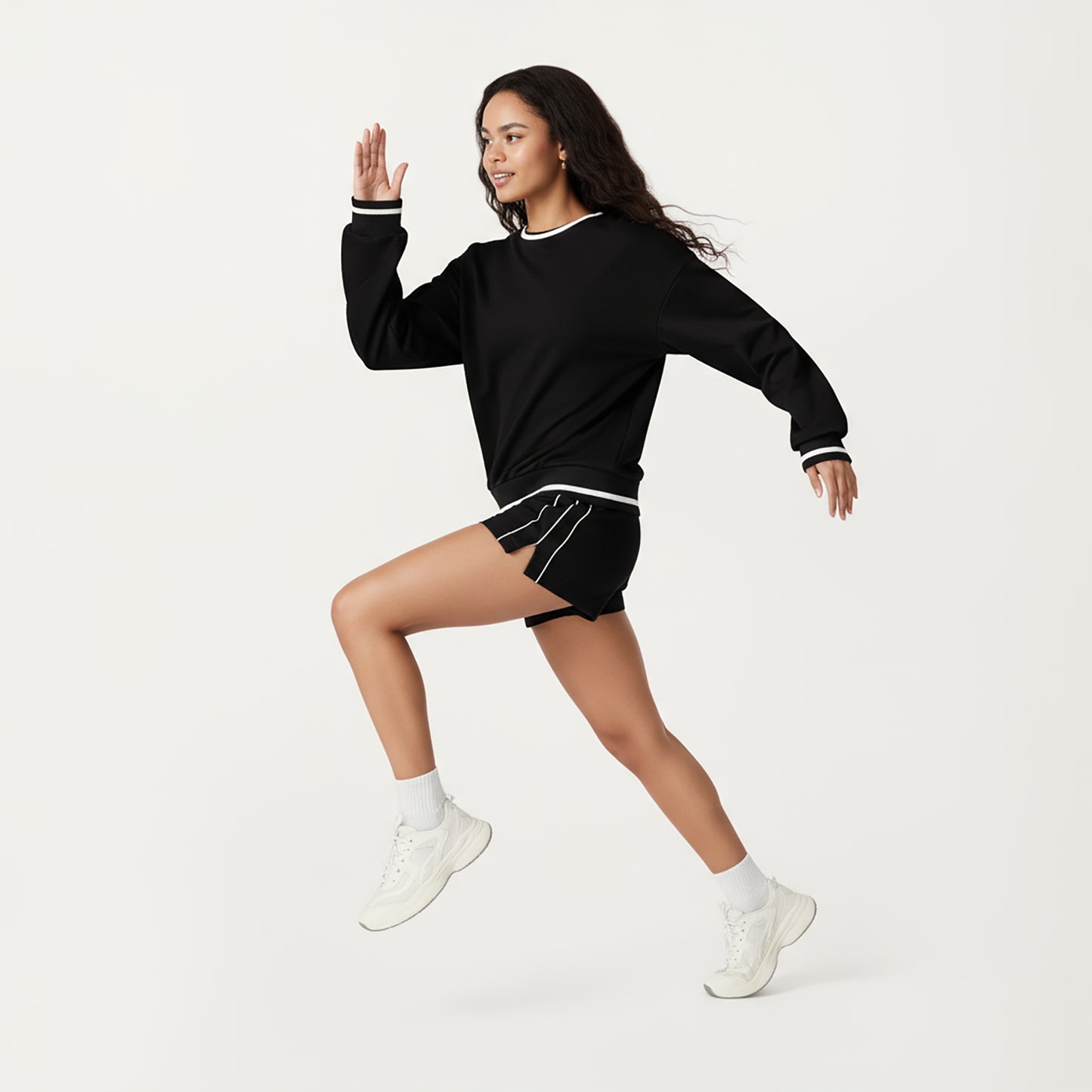 Long Sleeve Crew Neck Pullover Sweatshirt with Contrast Trim Ribbed Hem and Relaxed Fit
