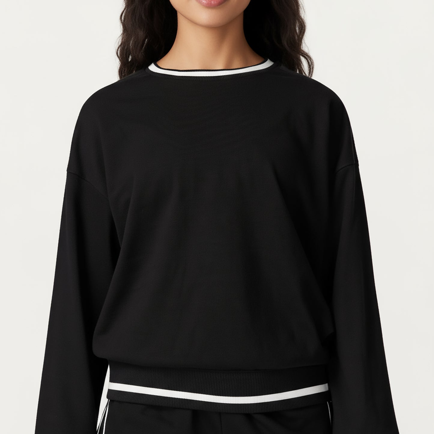Long Sleeve Crew Neck Pullover Sweatshirt with Contrast Trim Ribbed Hem and Relaxed Fit
