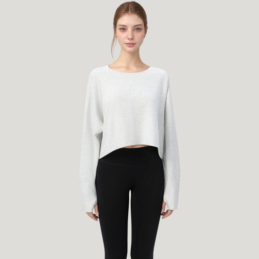 Cropped Long Sleeve Active Top with Relaxed Fit and Crew Neck