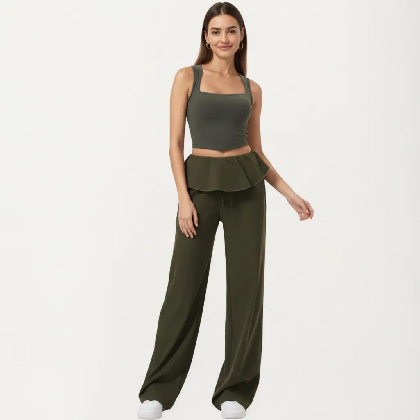 Square Neck Cropped Active Tank Top with Wide Straps and Fitted Stretch Design