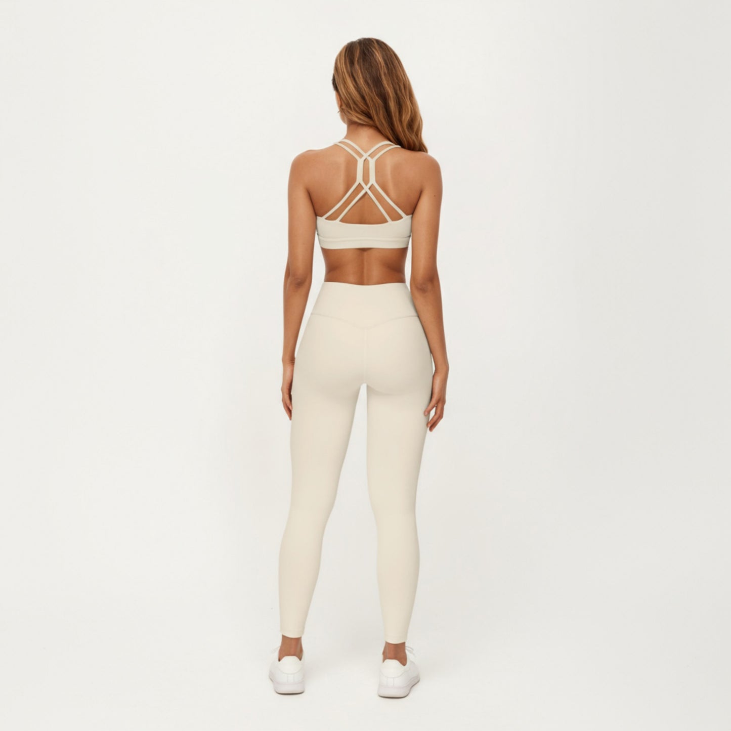 Scoop Neck Racerback Sports Bra with Smooth Stretch Fabric and Supportive Fit