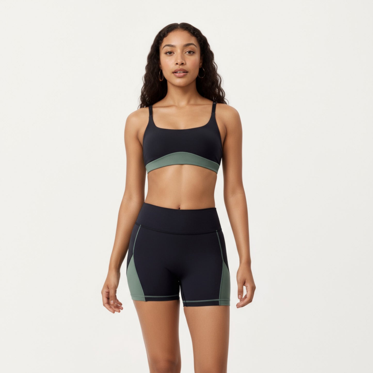 Scoop Neck Colorblock Sports Bra with Adjustable Straps and Stretch Fit Fabric