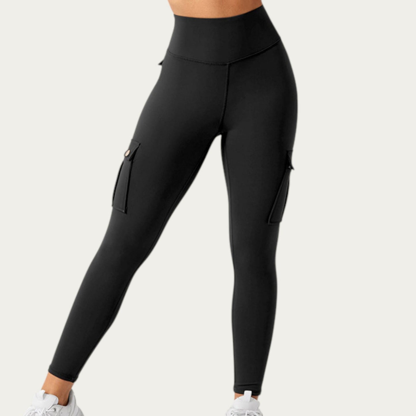 Cargo Pocket Leggings with Smooth Stretch Fabric Supportive Waistband and Sleek Form-Fitting Silhouette