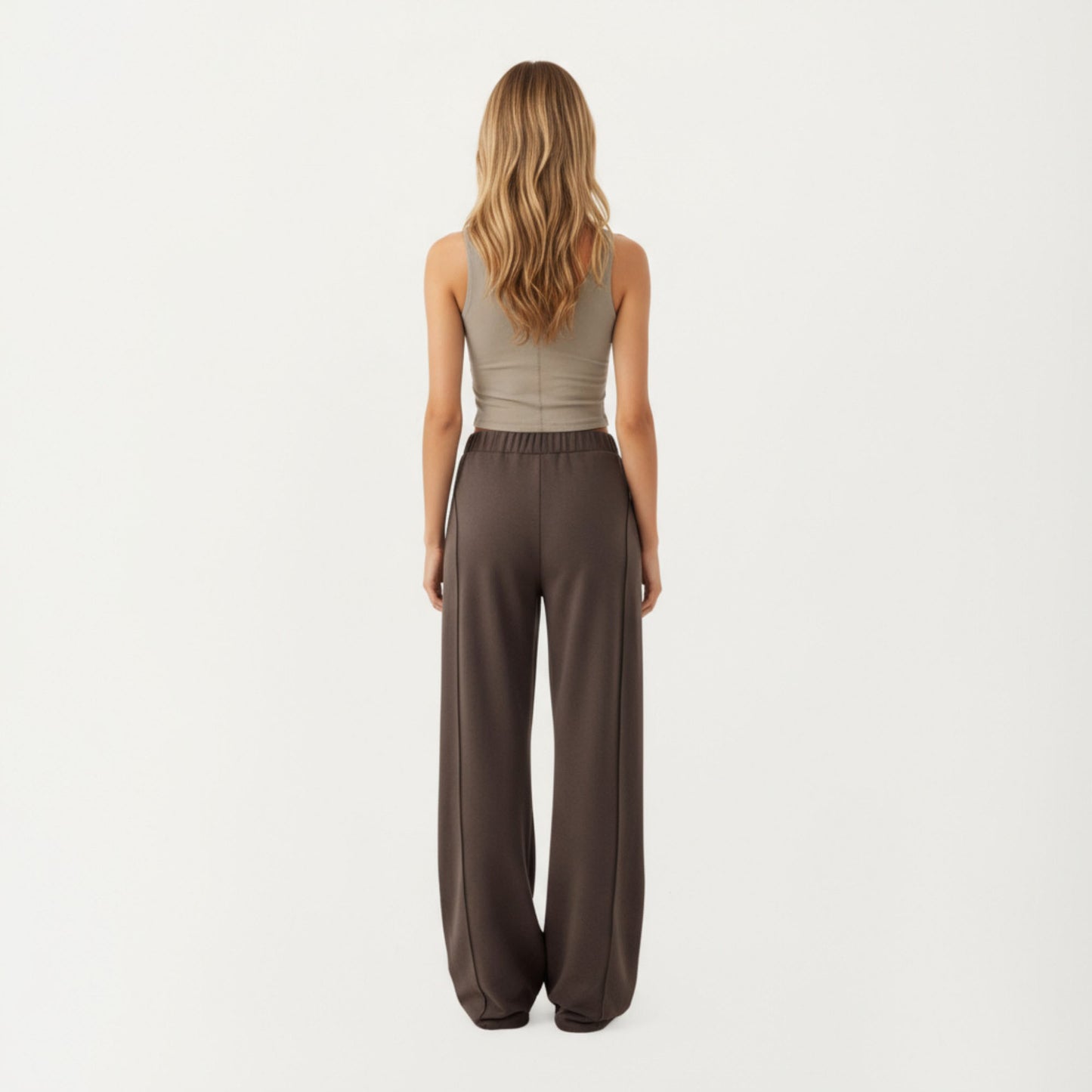 Ribbed Cropped Active Tank Top with Soft Stretch Fabric Scoop Neckline Contoured Seam Detail