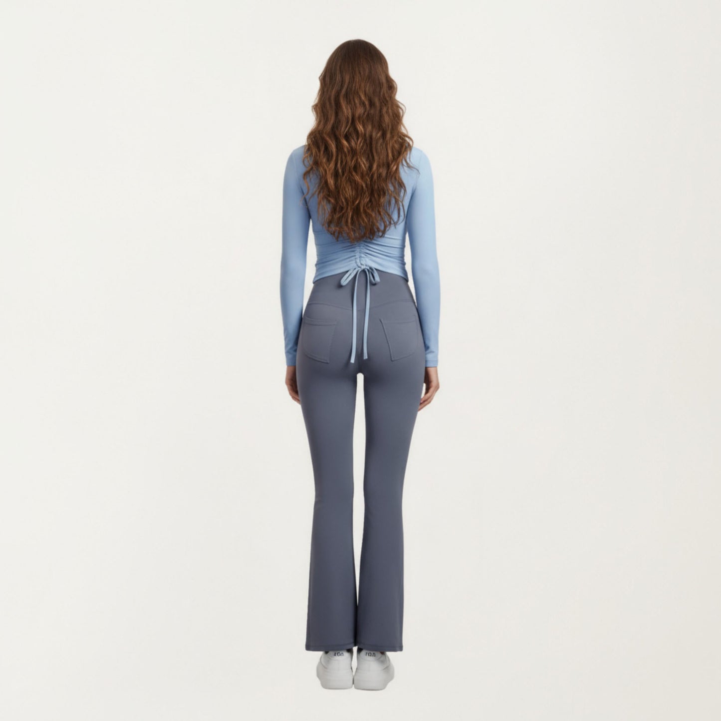 Long Sleeve Fitted Active Top with Smooth Stretch Fabric Contoured Seaming