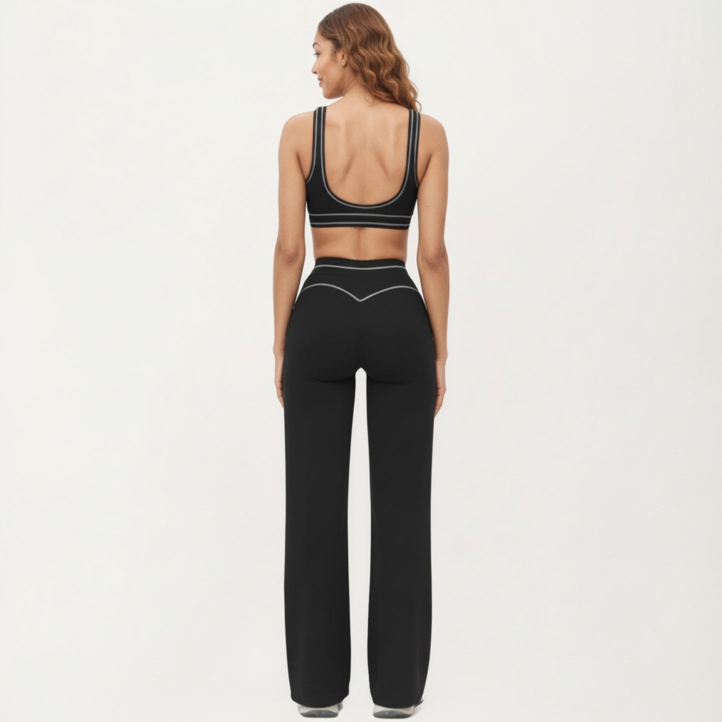 Ribbed Fitted Sports Bra Top with Scoop Neck Contrast Trim and Medium Support