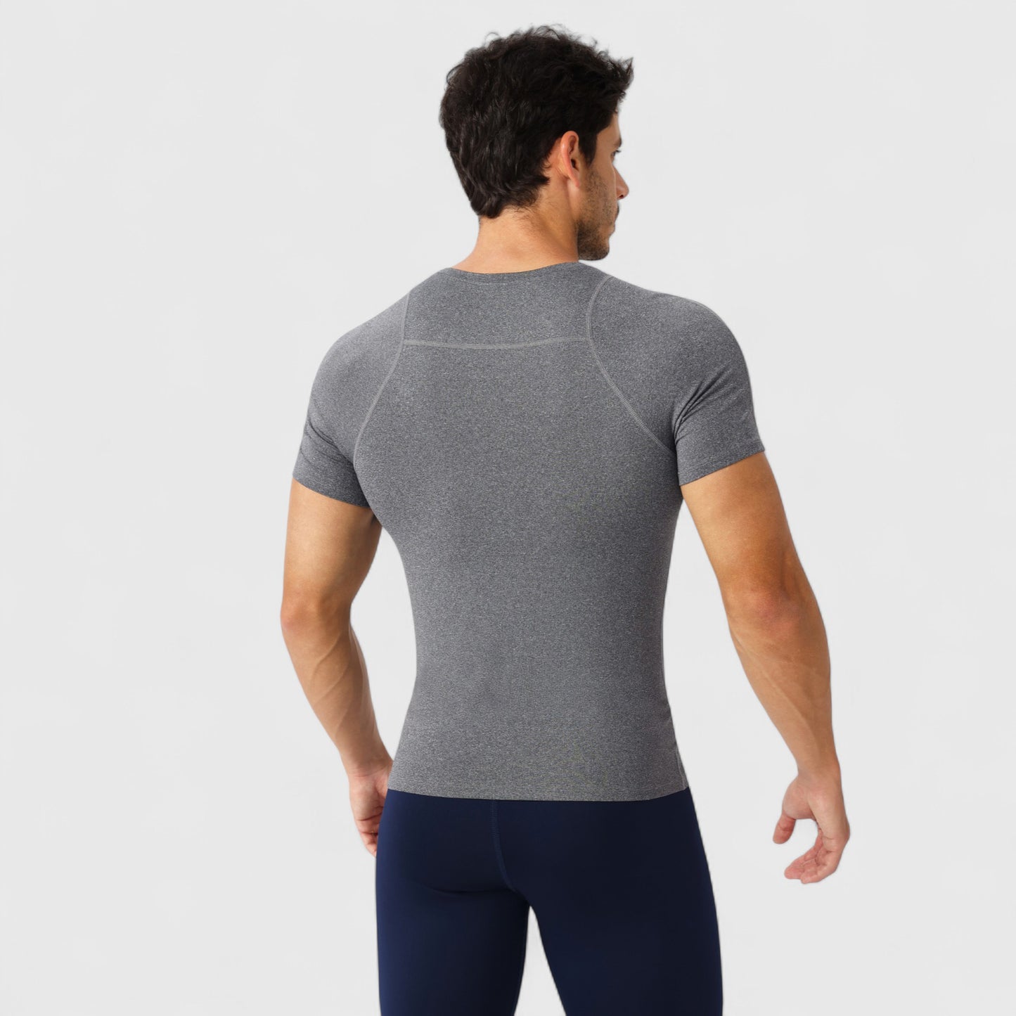 Men's Fitted Short Sleeve Performance T-Shirt with Stretch Fabric and Moisture-Wicking Comfort