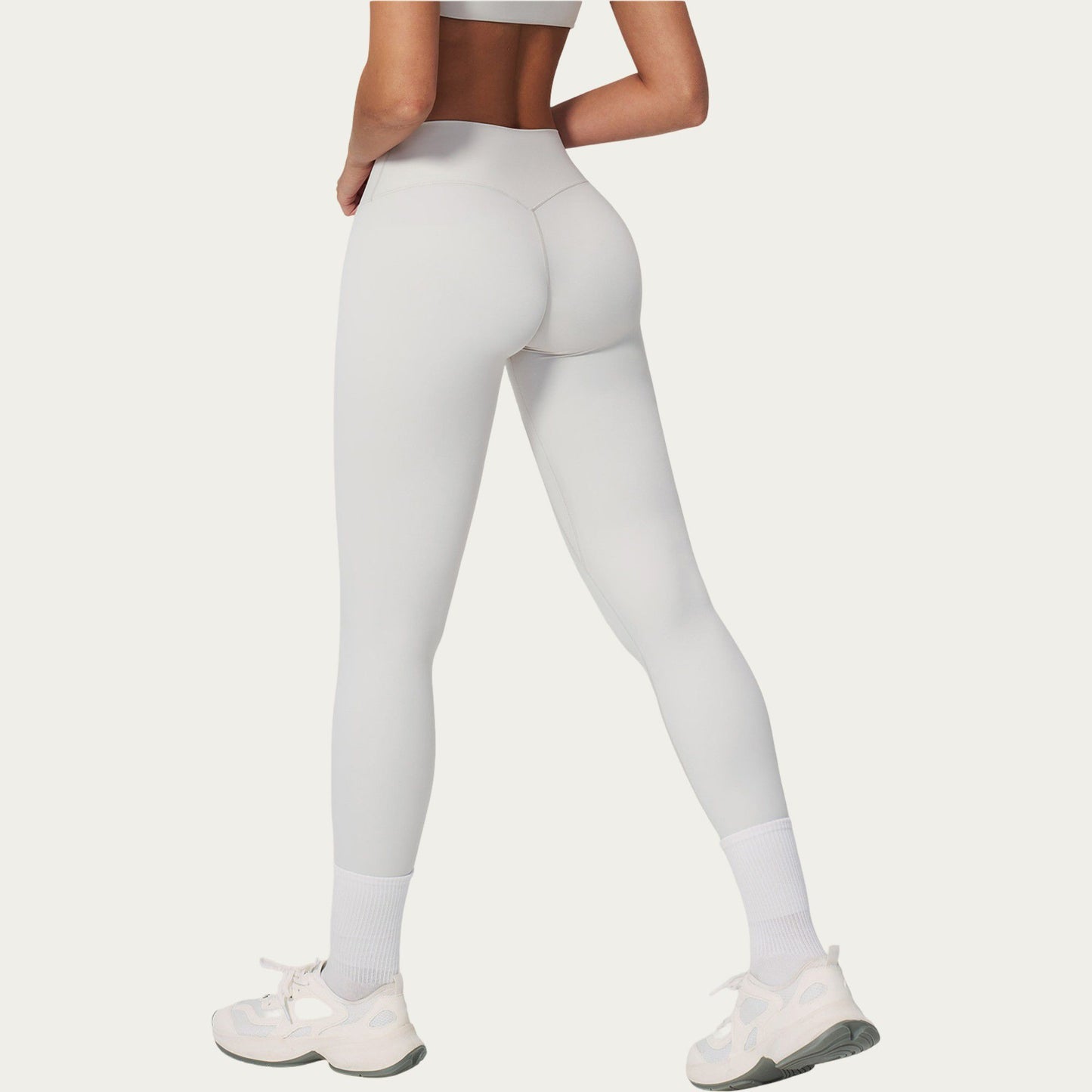 High Waist Leggings with Smooth Stretch Fabric and Curved Seam Detail