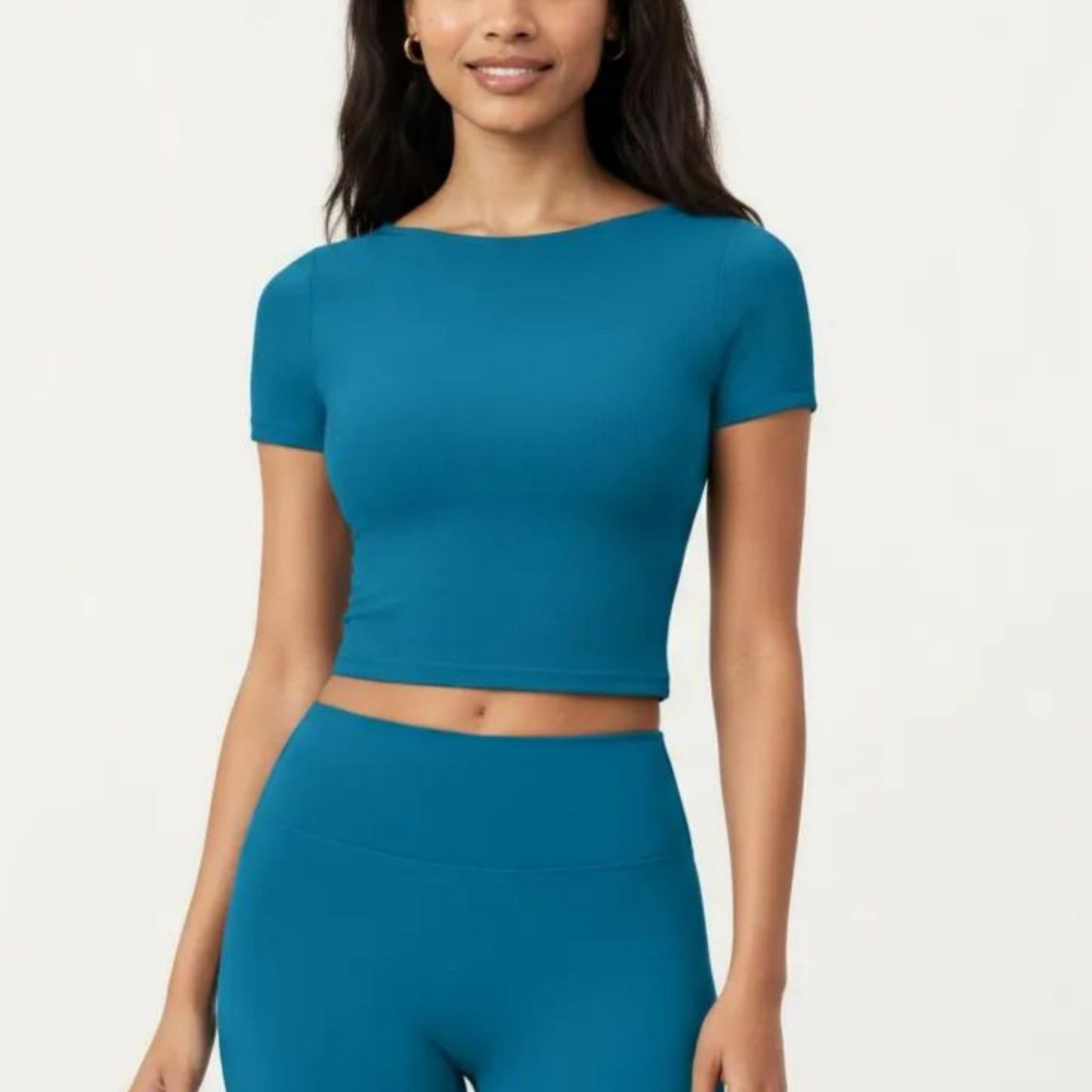 Short Sleeve Cropped Active Top with Crew Neck and Smooth Stretch Fit