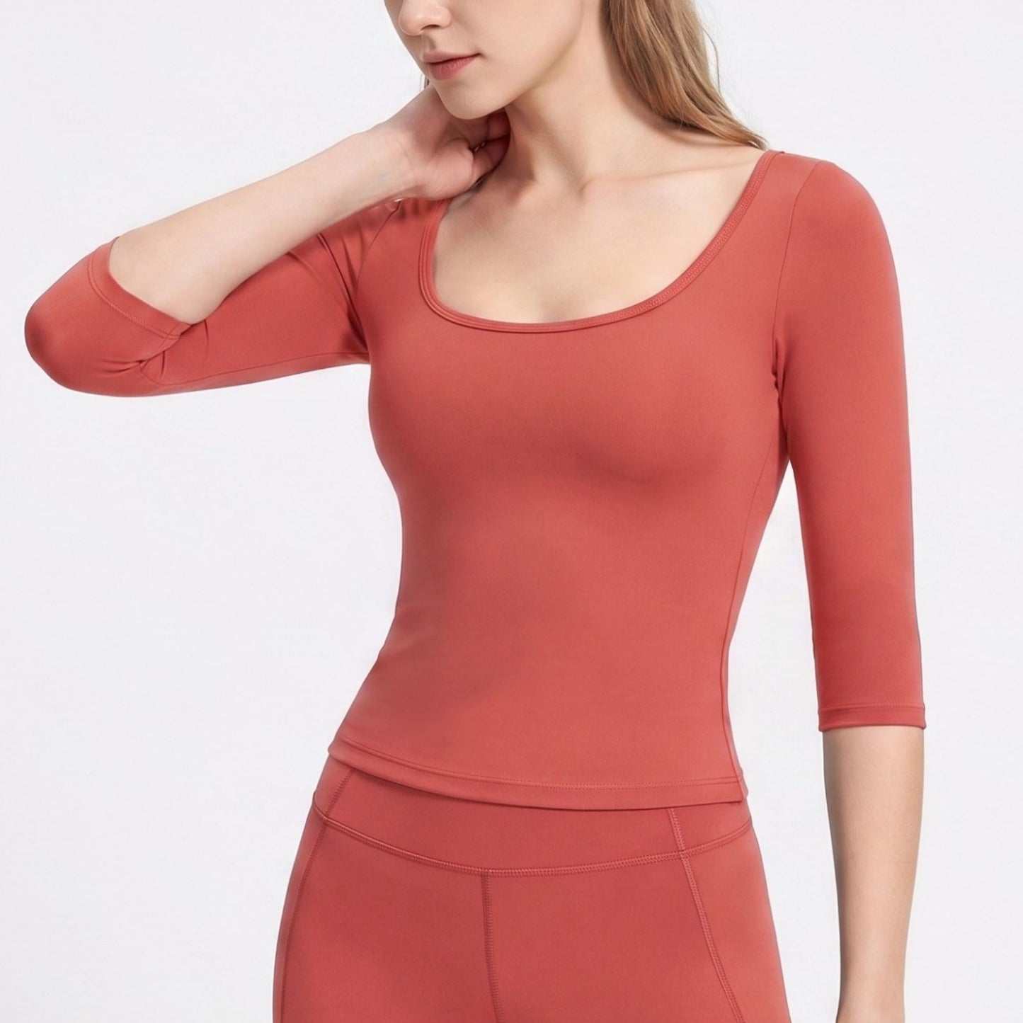 Scoop Neck 3/4 Sleeve Fitted Workout Top