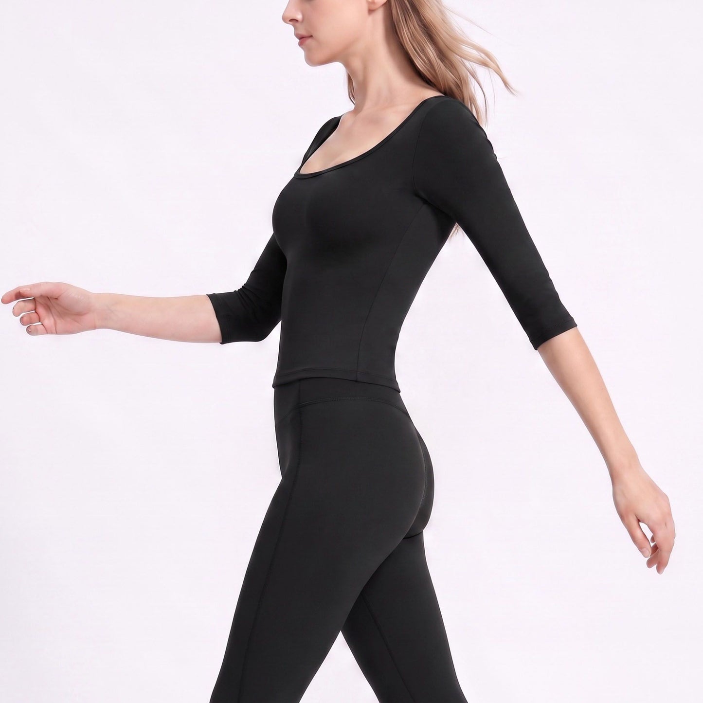 Scoop Neck 3/4 Sleeve Fitted Workout Top