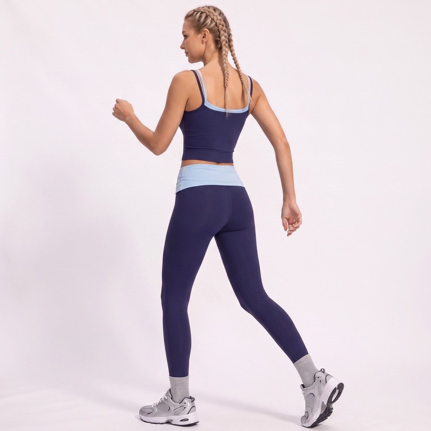 Double Strap Workout Tank Square Neck Fitted Crop Top