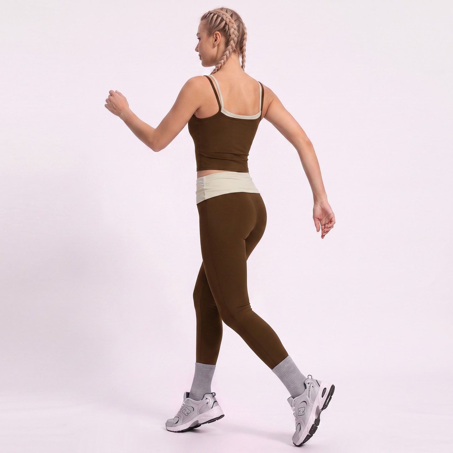Double Strap Workout Tank Square Neck Fitted Crop Top